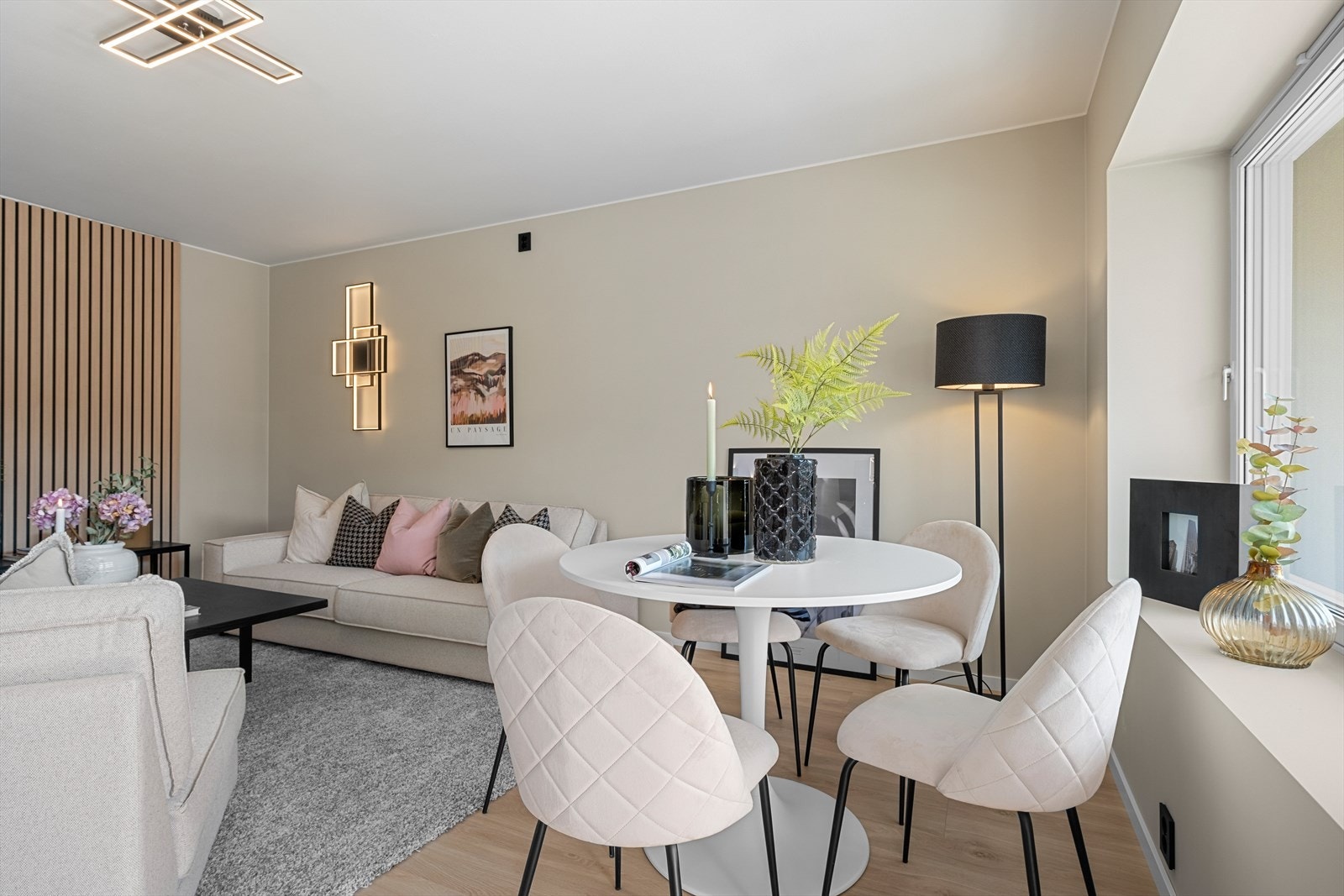 Leiligheten er svært gjennomført og bærer preg av kvalitet og design. Galleribilde