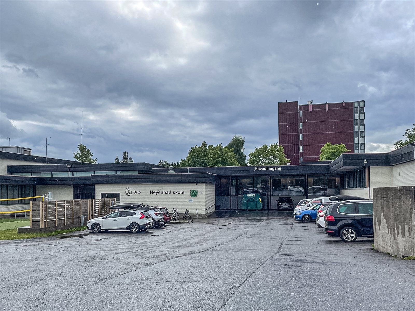 Høyenhall skole rett i nærheten Galleribilde