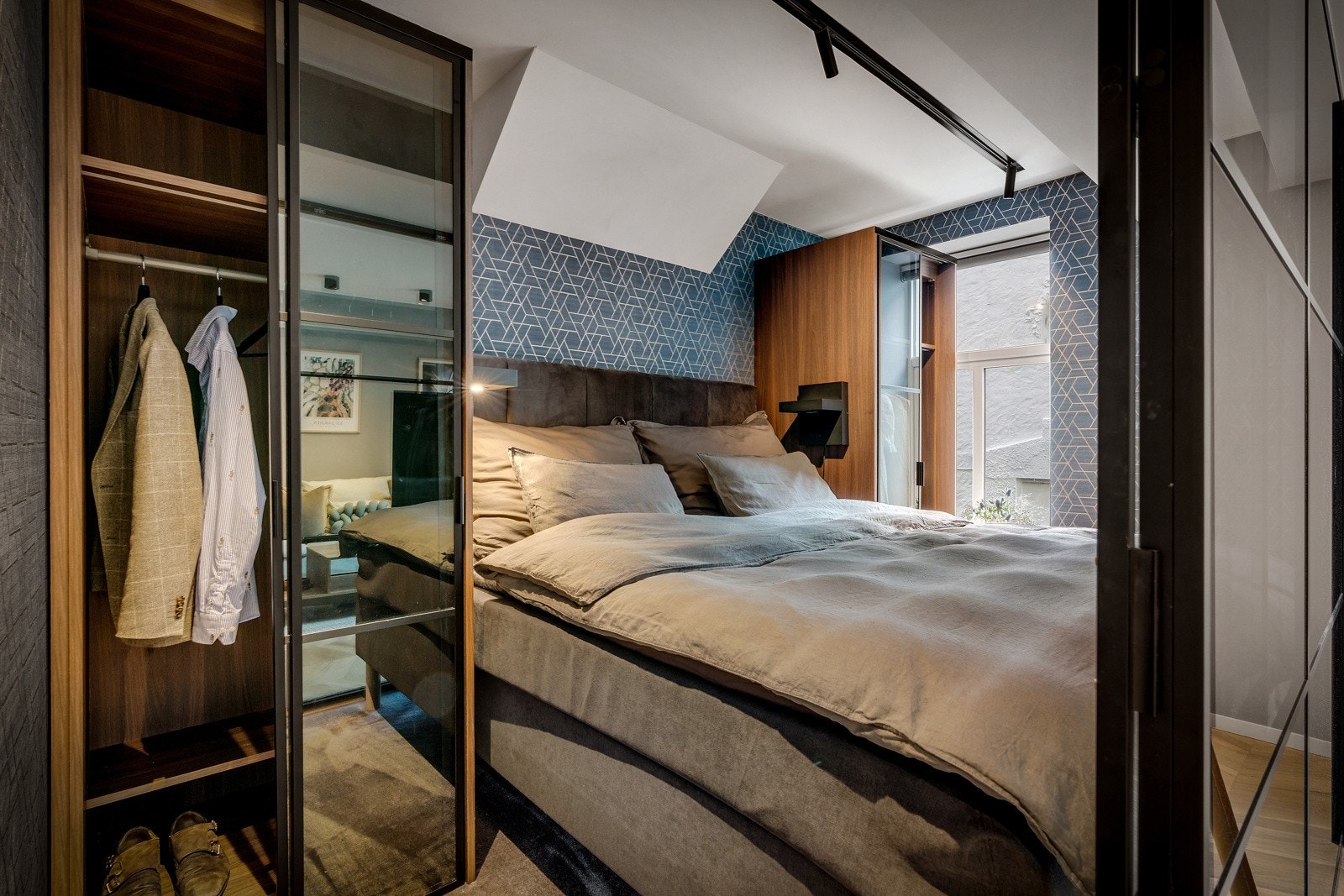 Soverommet er 7,6 kvm og ligger vendt mot Vaskerelvsmauet. Galleribilde