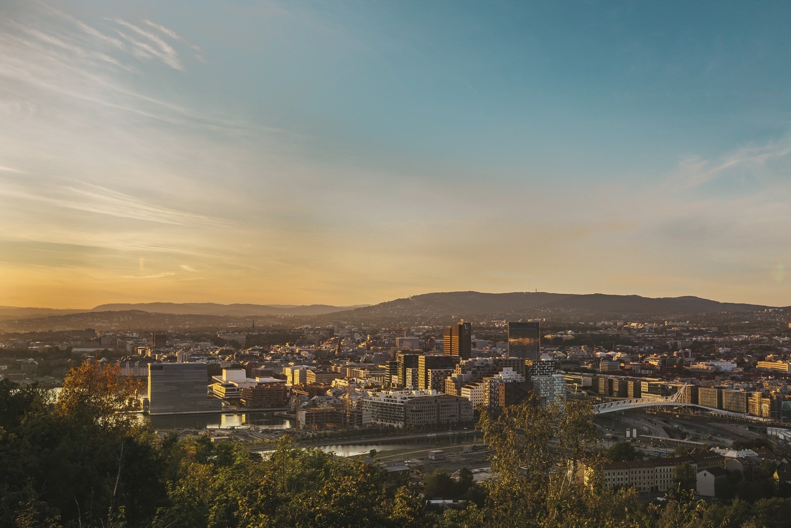 Det er også kort vei til Ekeberg med flotte turstier, og byens kanskje flotteste utsiktspunkt. Galleribilde