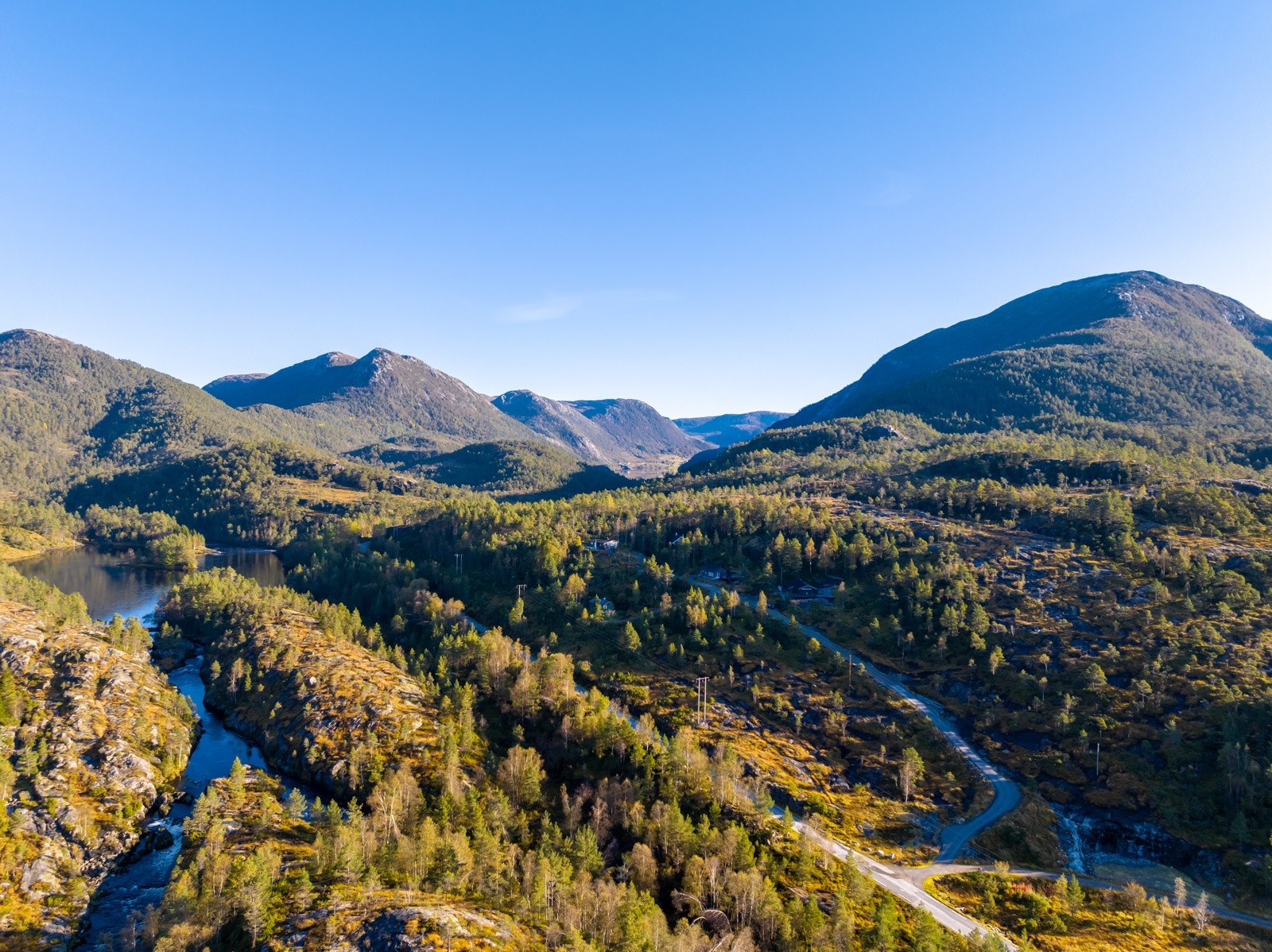 Flott landskap med utallige turdestinasjoner Galleribilde