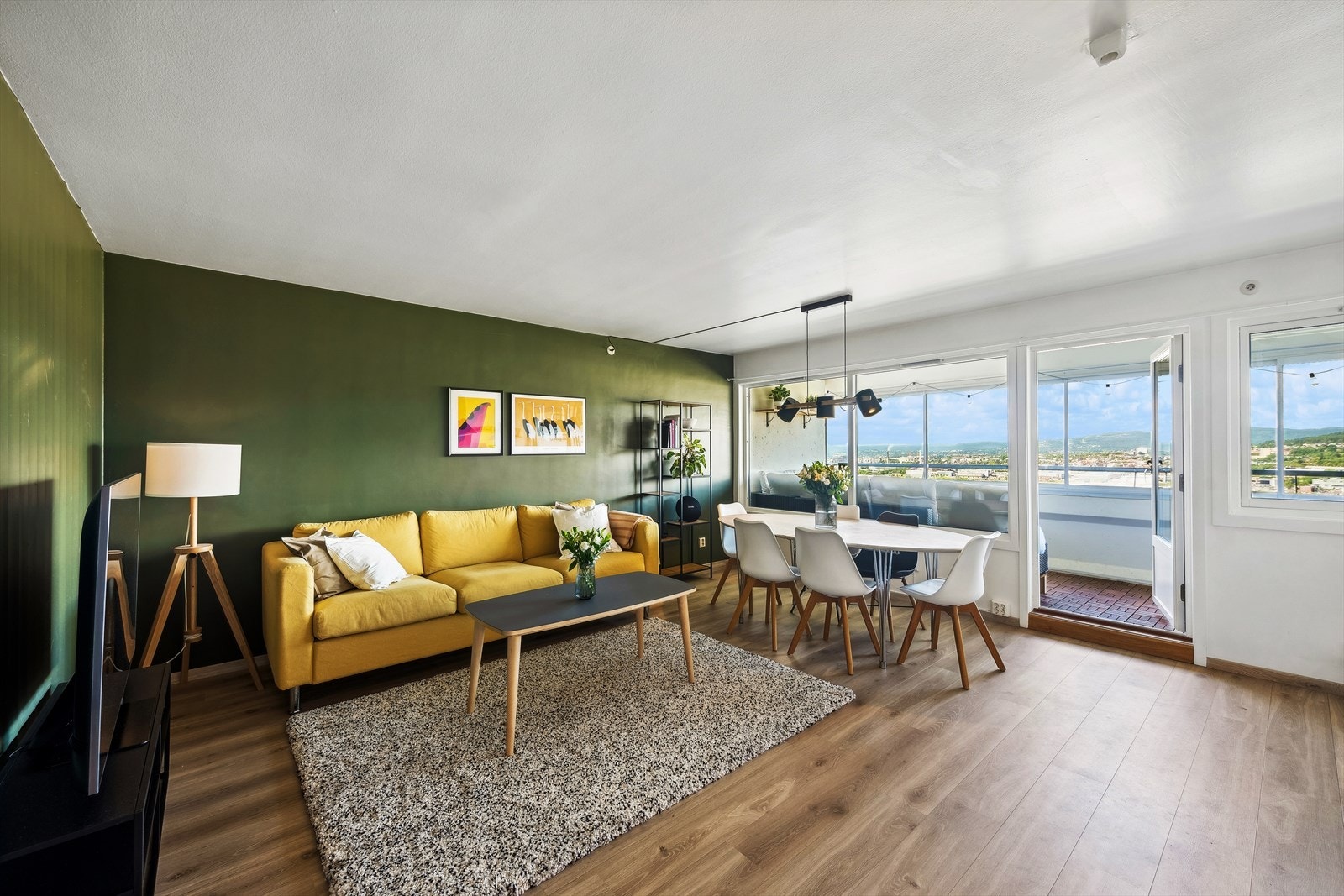 Velkommen til Dr. Dedichens vei 100, presentert av Kristian Karlsen og DNB Eiendom! Galleribilde