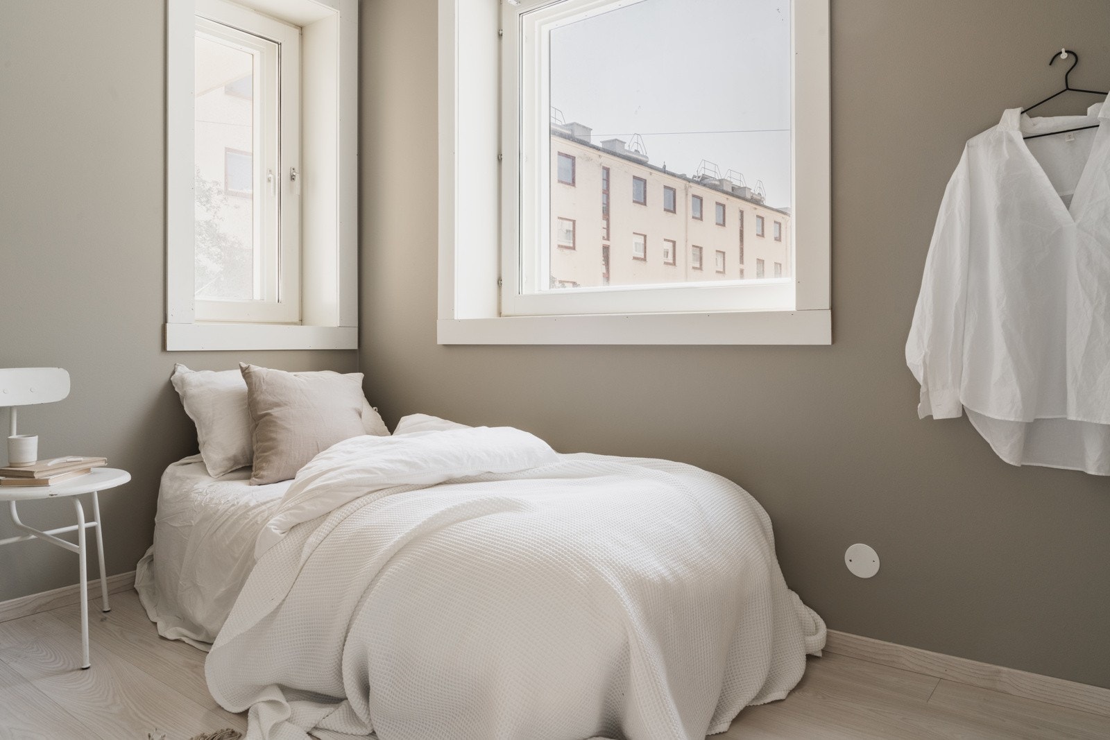 Soverom 1 er på 12,5 kvm og soverom 2 er på 6 kvm. Galleribilde