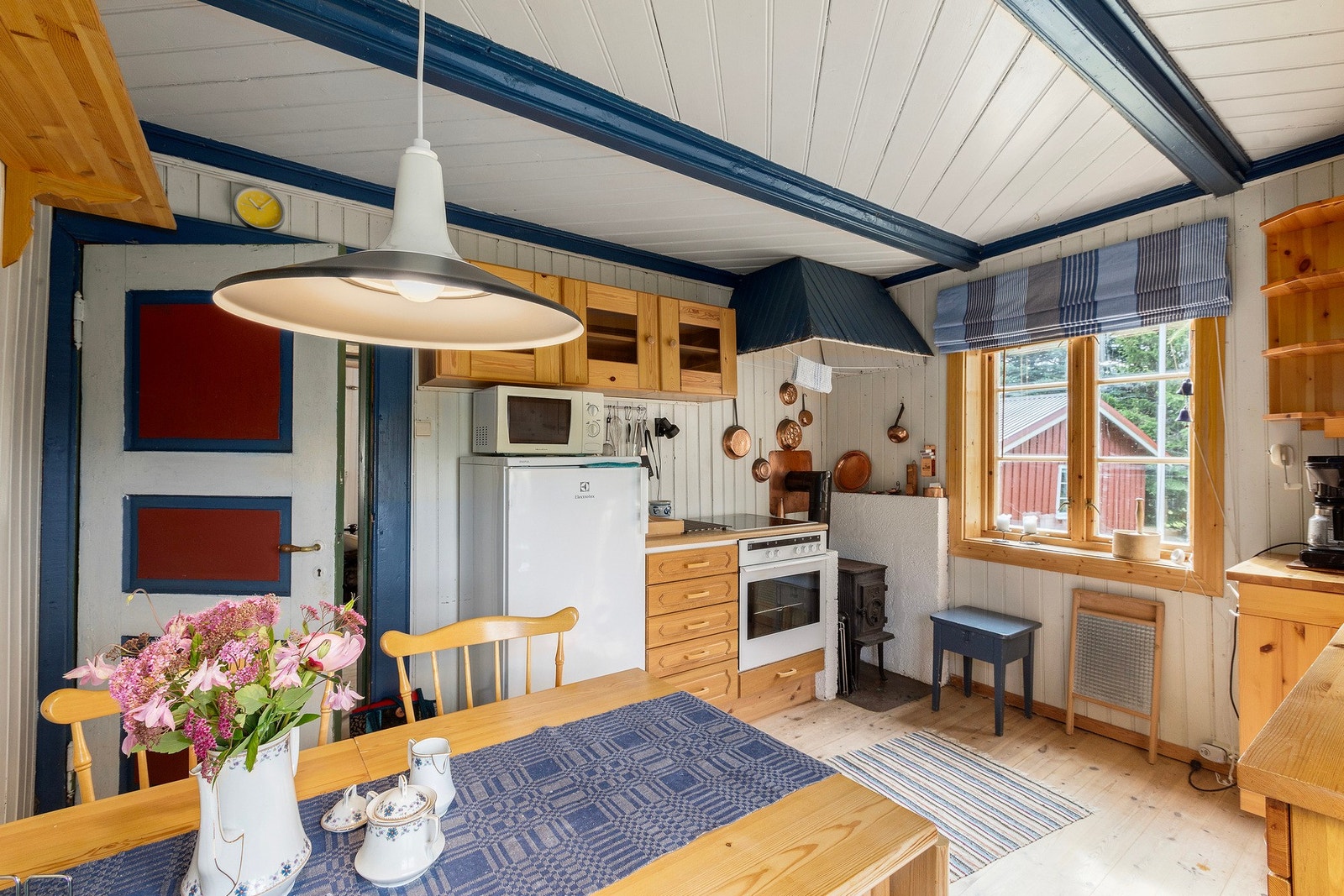 Koselig kjøkken på 11,5 kvm. Galleribilde