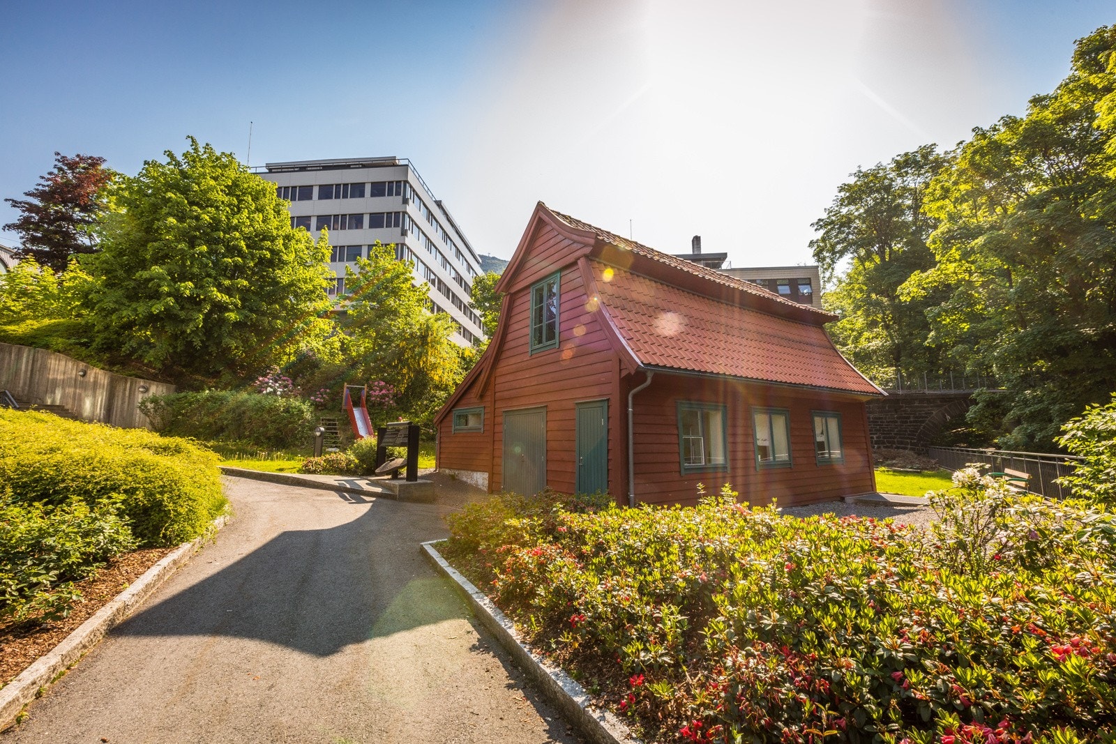Historiske Barkemøllen er en del av sameiet og kan leies av beboerne til selskapeligheter. Galleribilde
