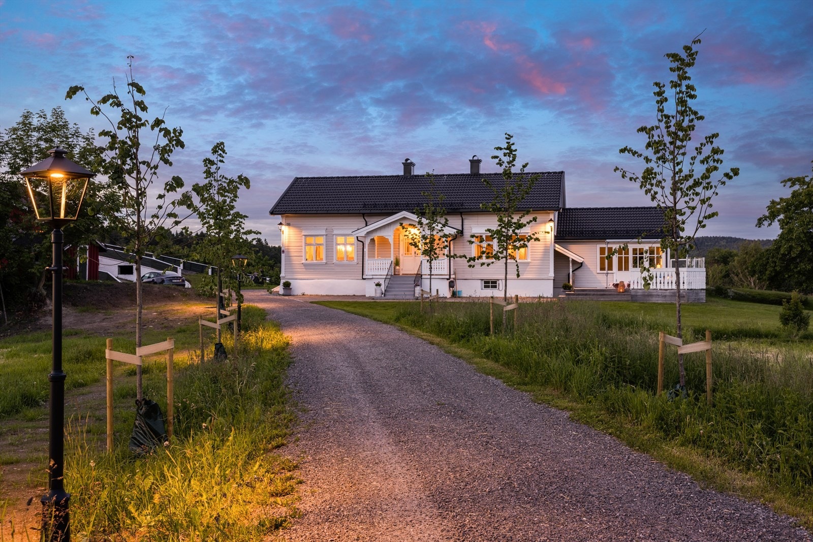 Kveldstemning på Hovholt gård Galleribilde