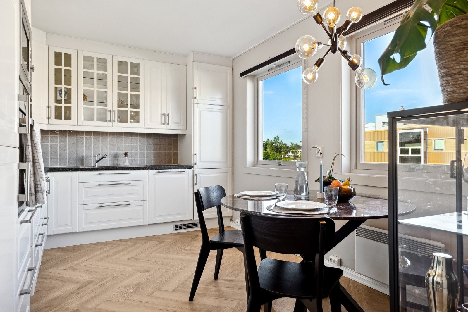 Også her er det store vindusflater med gode lysforhold. Galleribilde