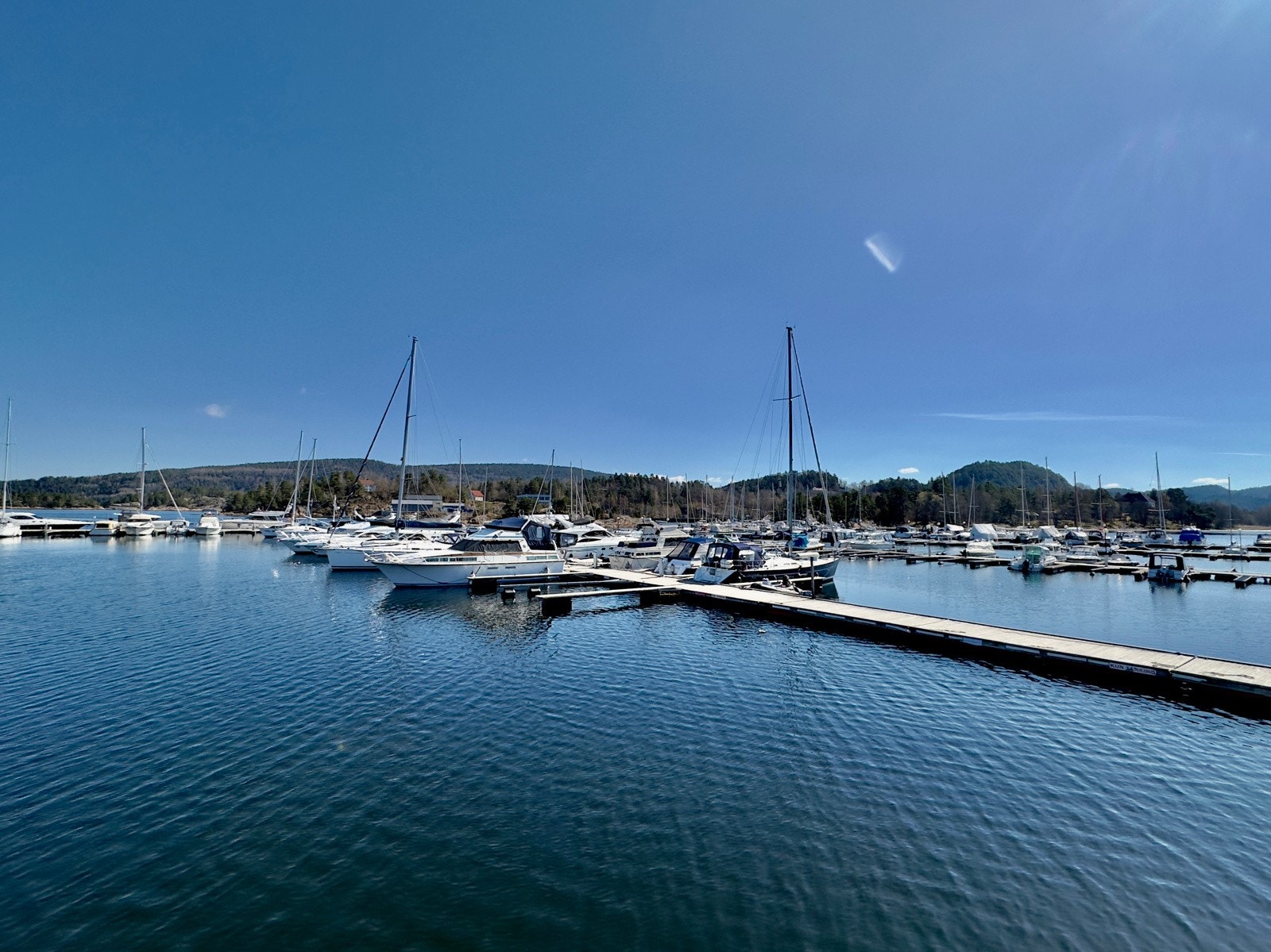 Mulighet for leie av båtplass i nærheten av tomten. Galleribilde