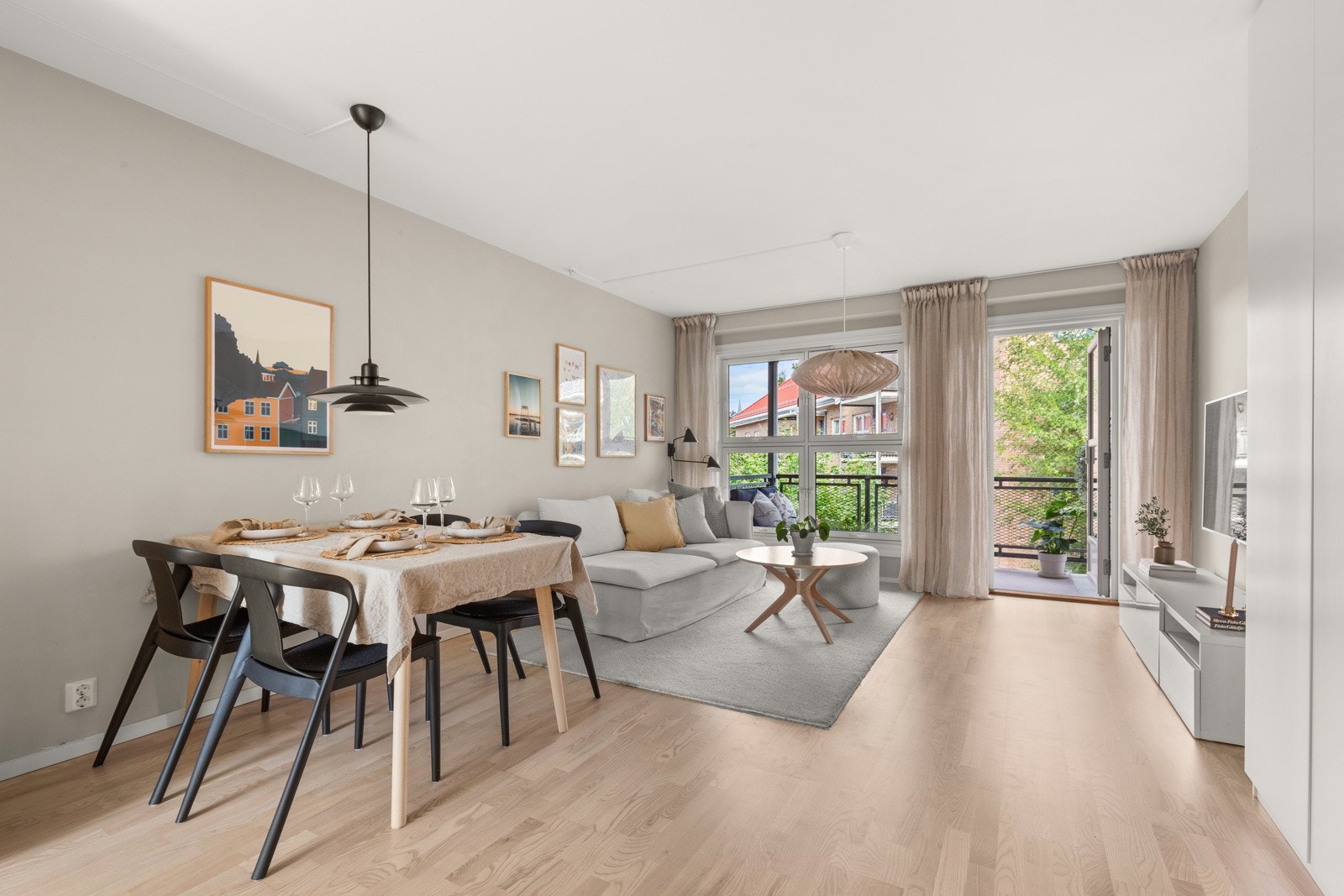 Velkommen til Solørgata 9 - Stilren og gjennomgående 3-roms på herlige Vålerenga/Kampen! Galleribilde