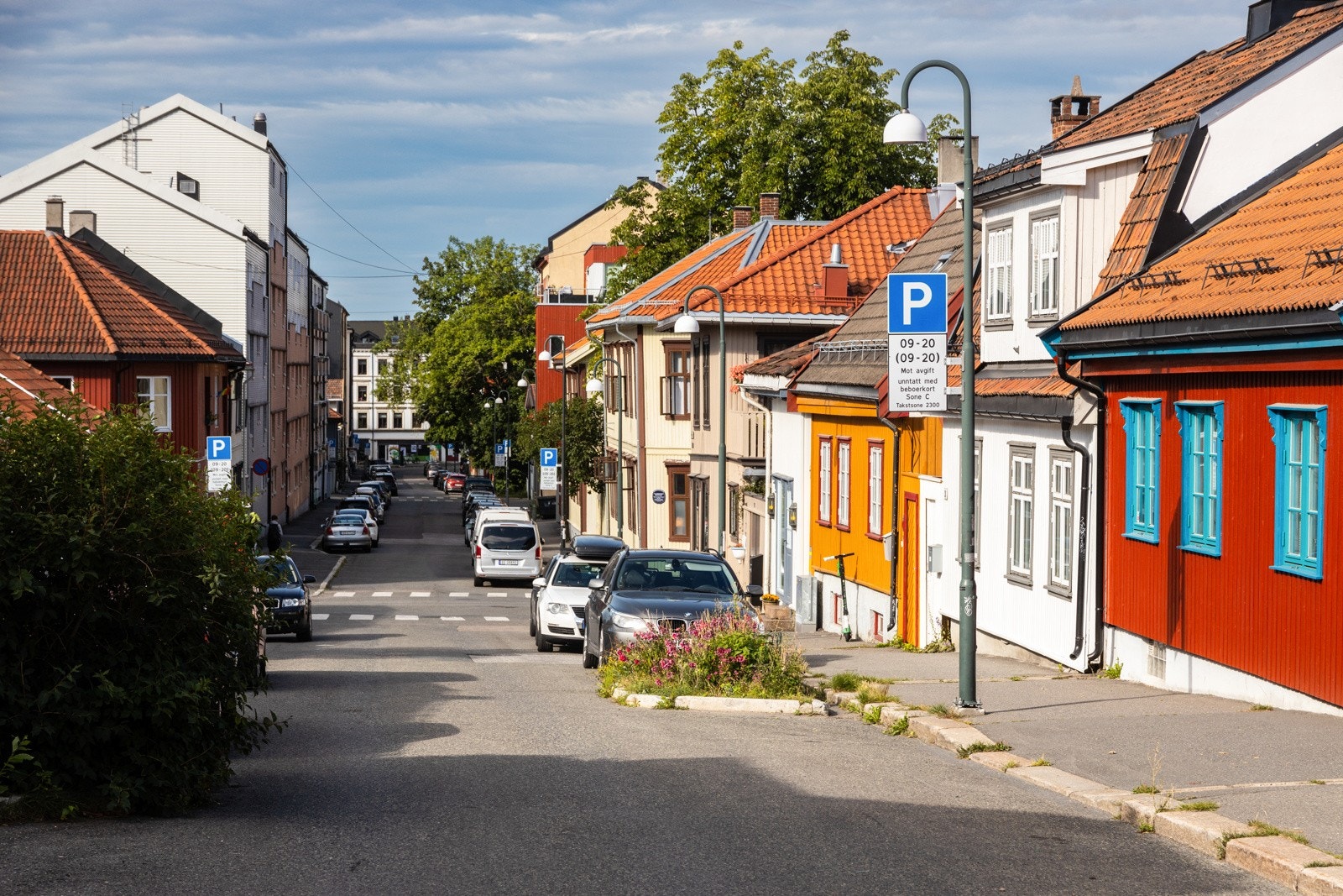 Nærområde: Den karakteristiske trehusbebyggelsen på Vålerenga. Galleribilde