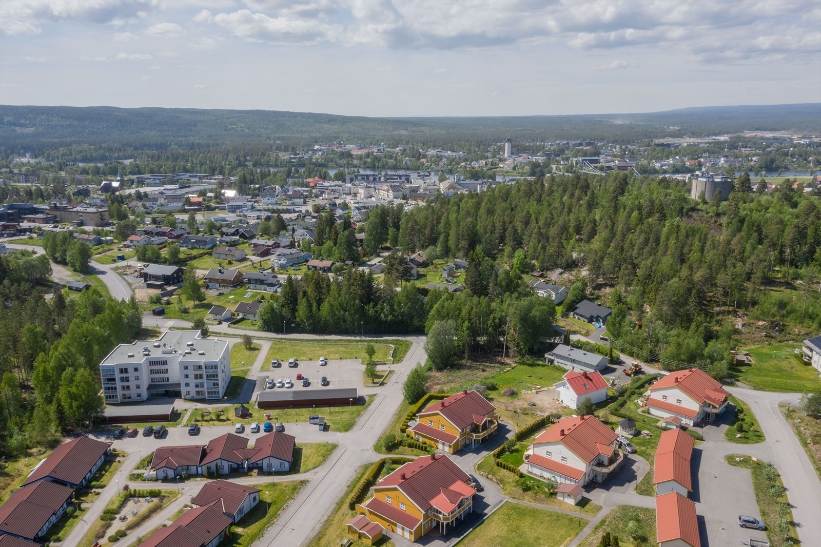 Nærhet til svartholtet og skiløypenett. Galleribilde