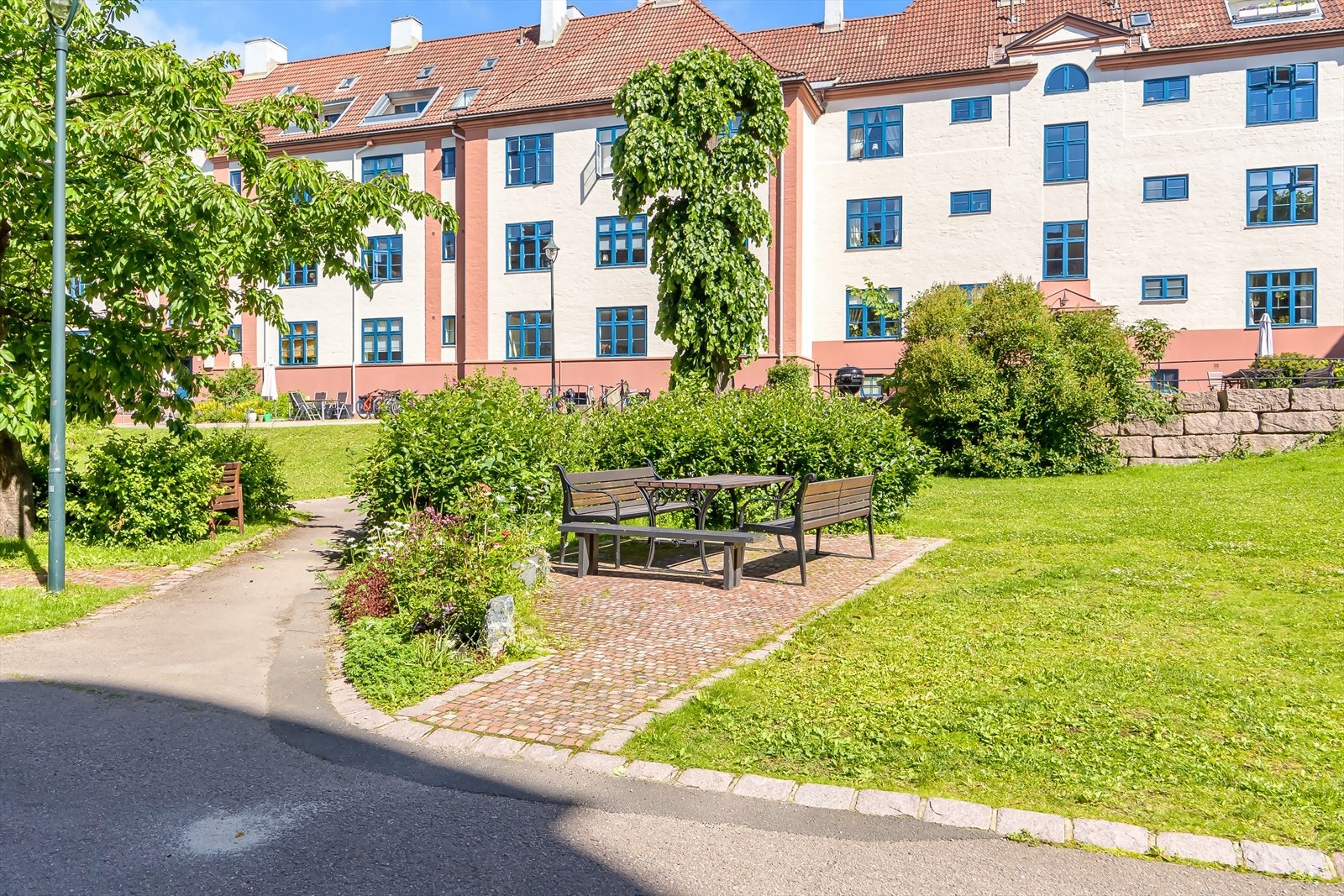 Tysklandsgården ha en bilfri og prisvinnende bakgård! Galleribilde