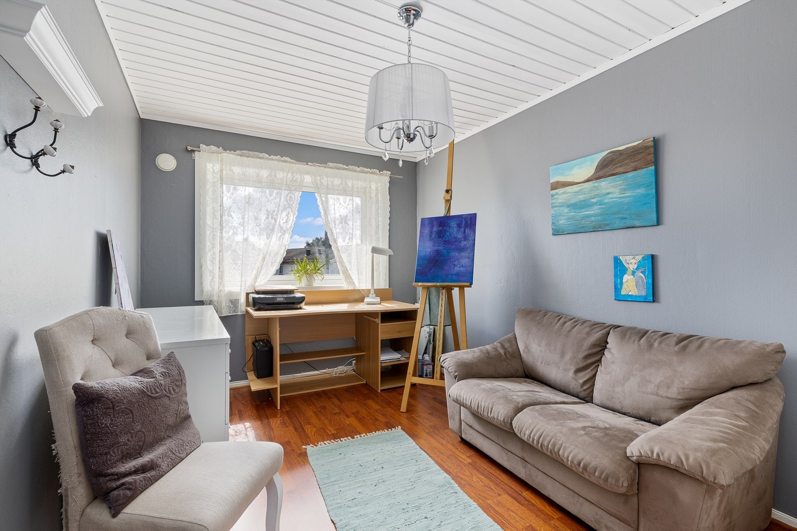 Boligen er innredet med tre lyse og pene soverom. Galleribilde