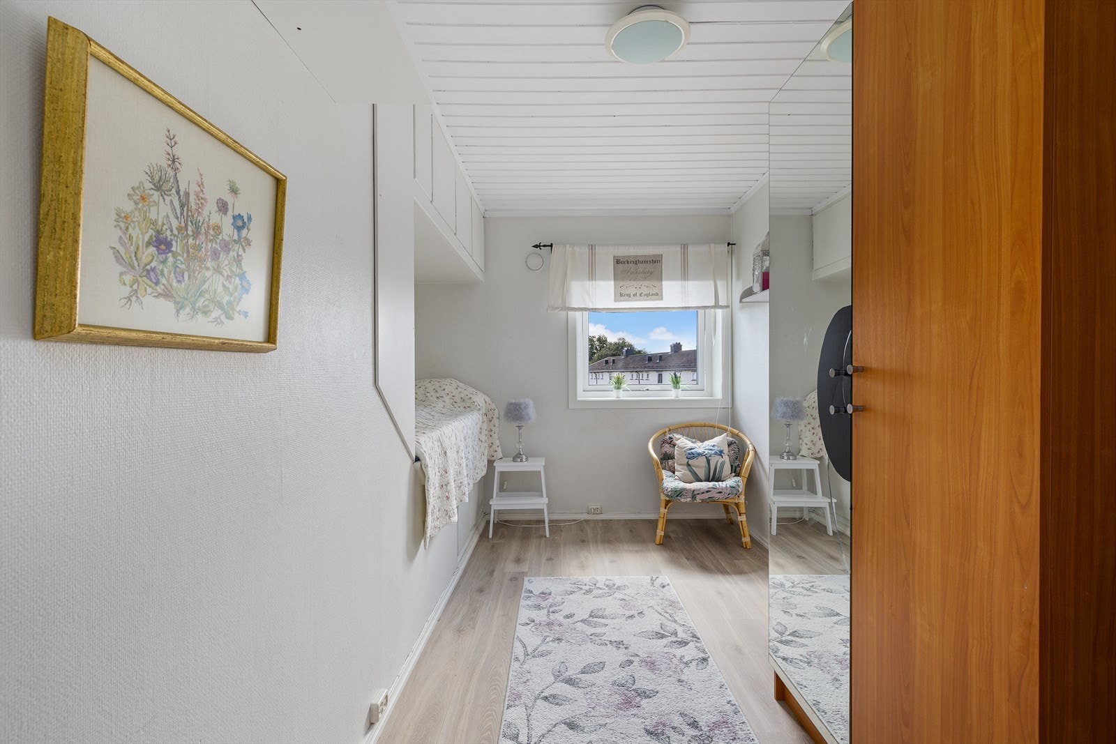 Soverom med innebygget seng. Galleribilde