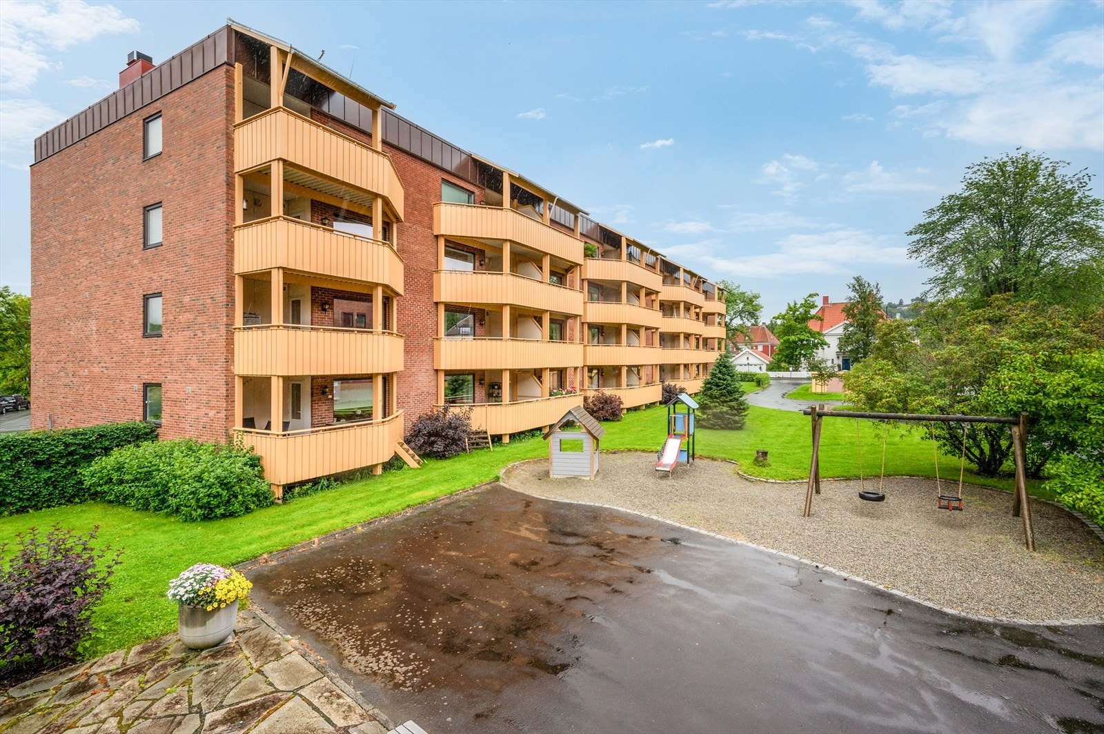 Velkommen til en trivelig visningsopplevelse! Dersom oppsatt tidspunkt ikke passer ta kontakt med megler. Galleribilde