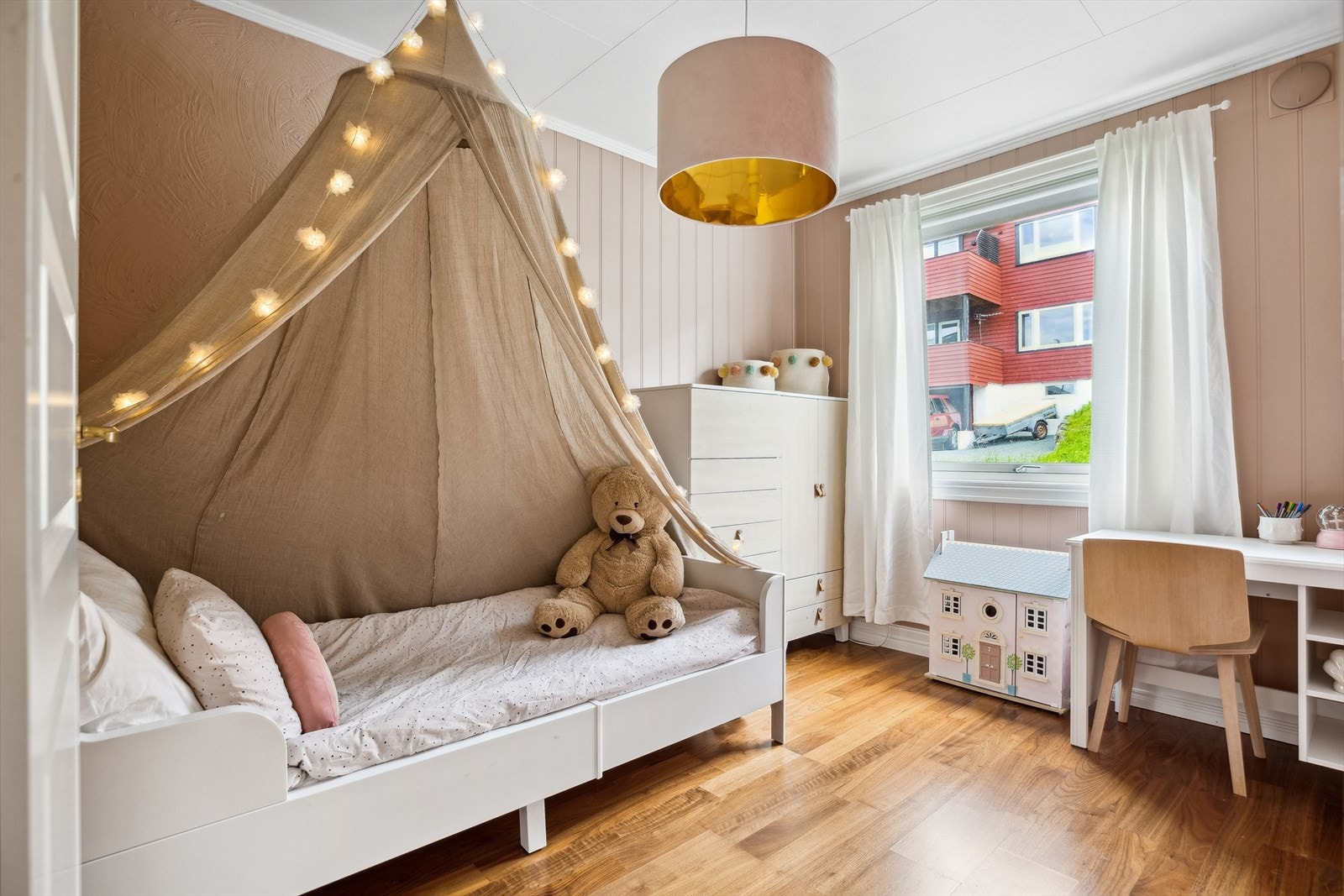 Leilighetens andre soverom er på 8,5 kvm. Galleribilde