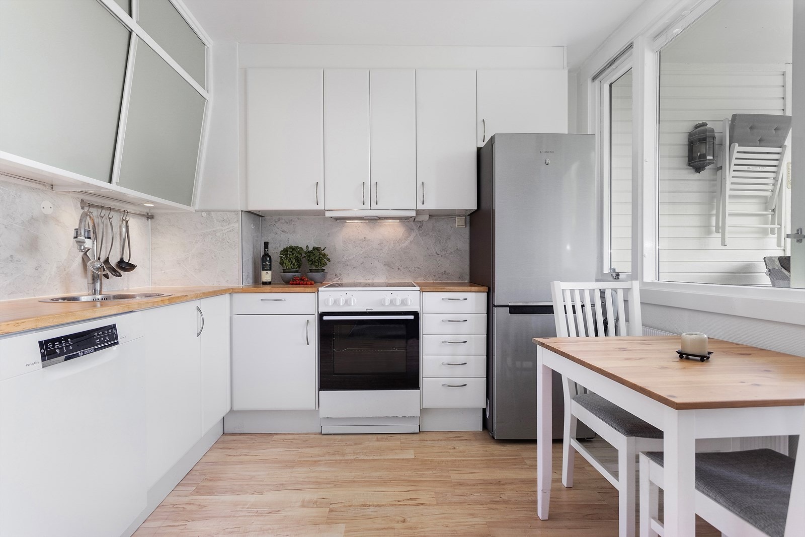 Kjøkken med ble oppusset i 2018 med innredning fra Herjedalskjøkken. Galleribilde