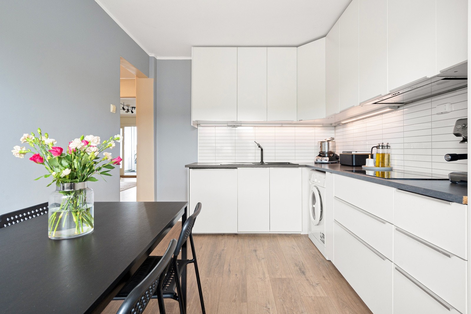 Hvitevarer på kjøkkenet medfølger. Galleribilde