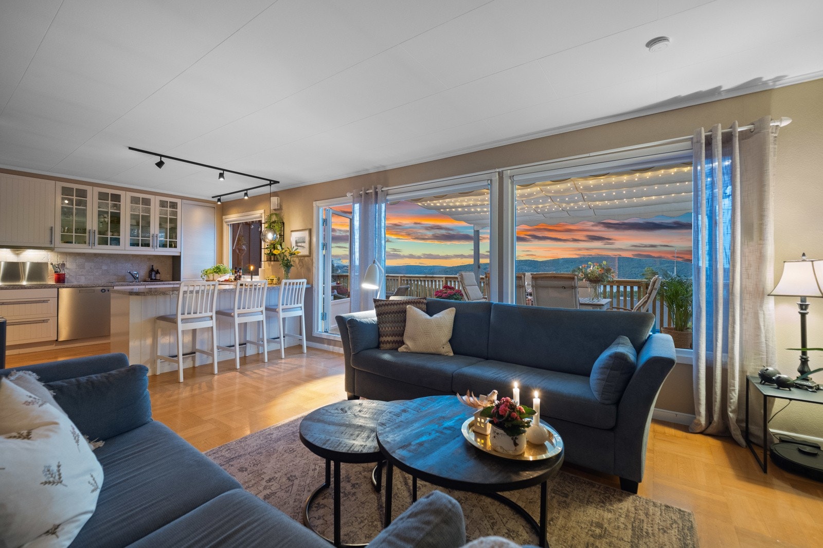 Stemningsbilde kveld Galleribilde