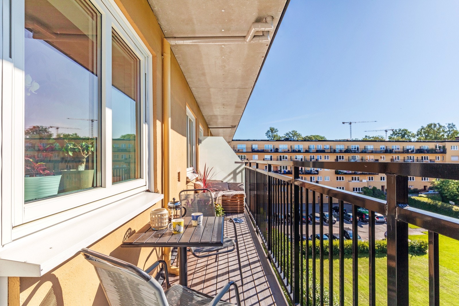Fantastisk balkong på ca. 8,3 m² med gode solforhold - perfekt for varme sommerdager. Galleribilde