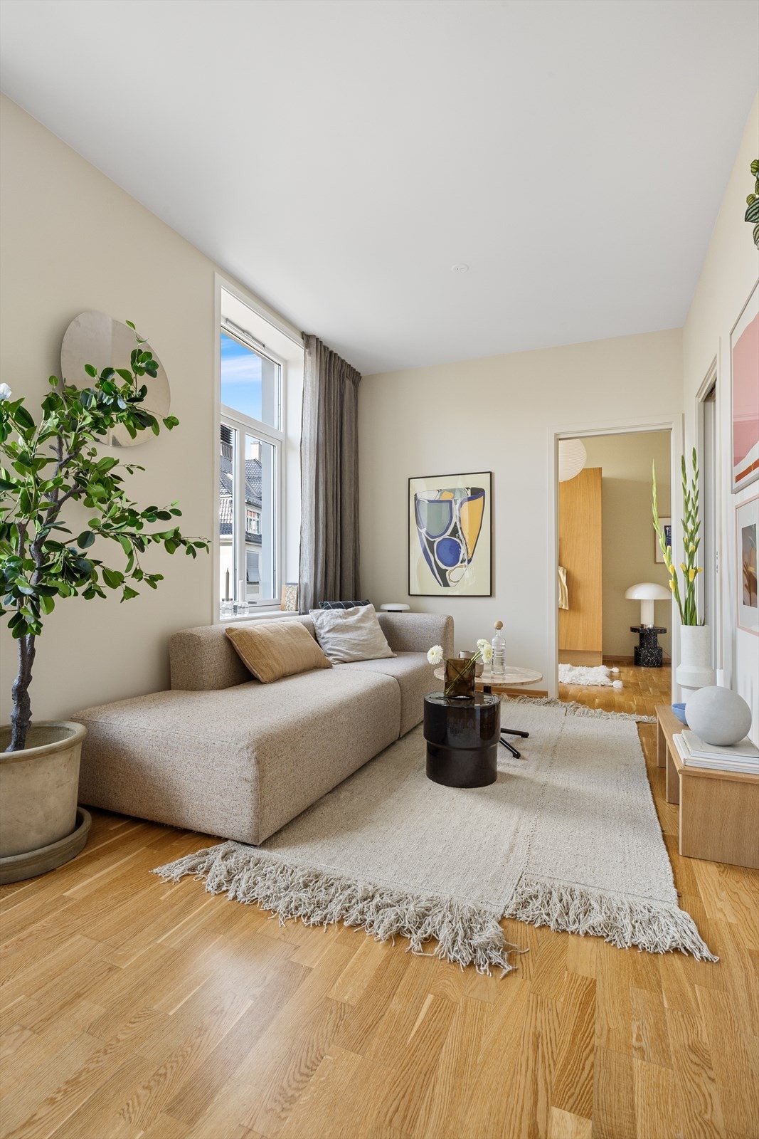 - Blant annet fiber internett, nedbetaling av gjeld (ca. kr. 3.587,-) og drift er inkludert i felleskostnadene - Galleribilde