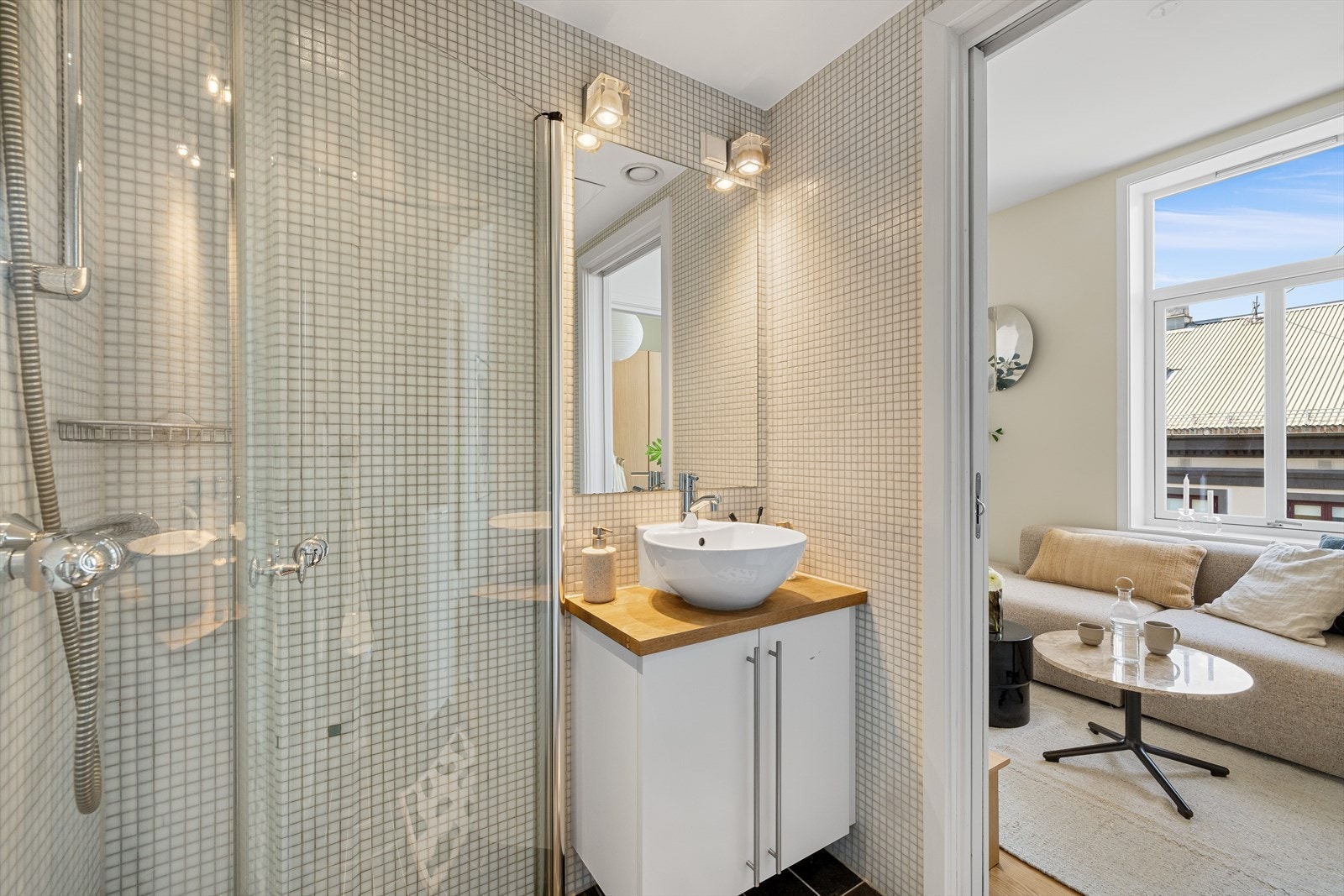 - Varmtvannsbereder er fra 2020, og rommer 120 liter - Galleribilde