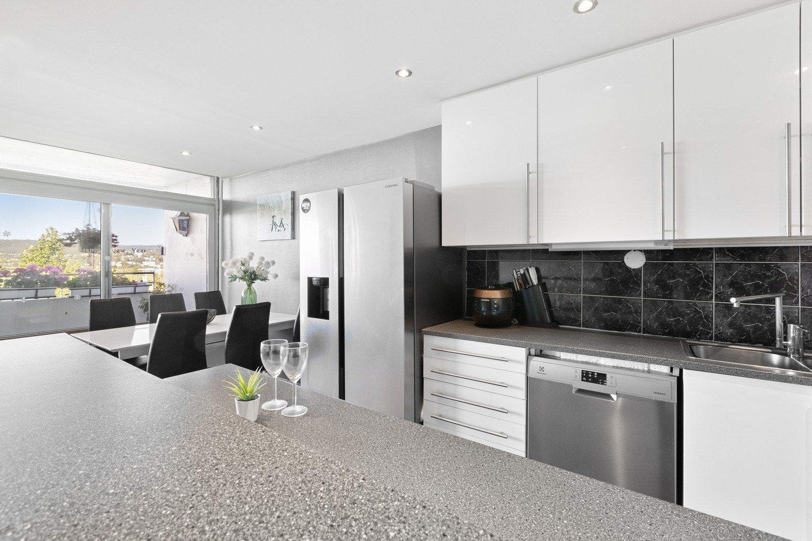 Stilrent kjøkken Galleribilde