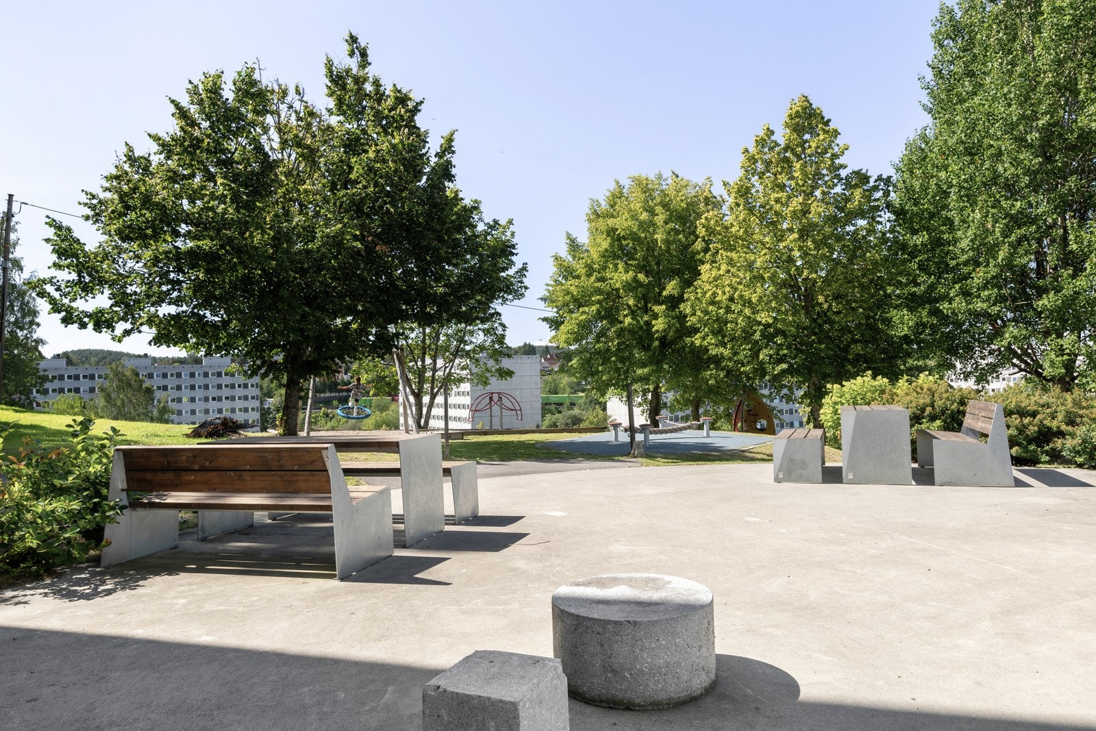 uteplass v/inngang. Galleribilde