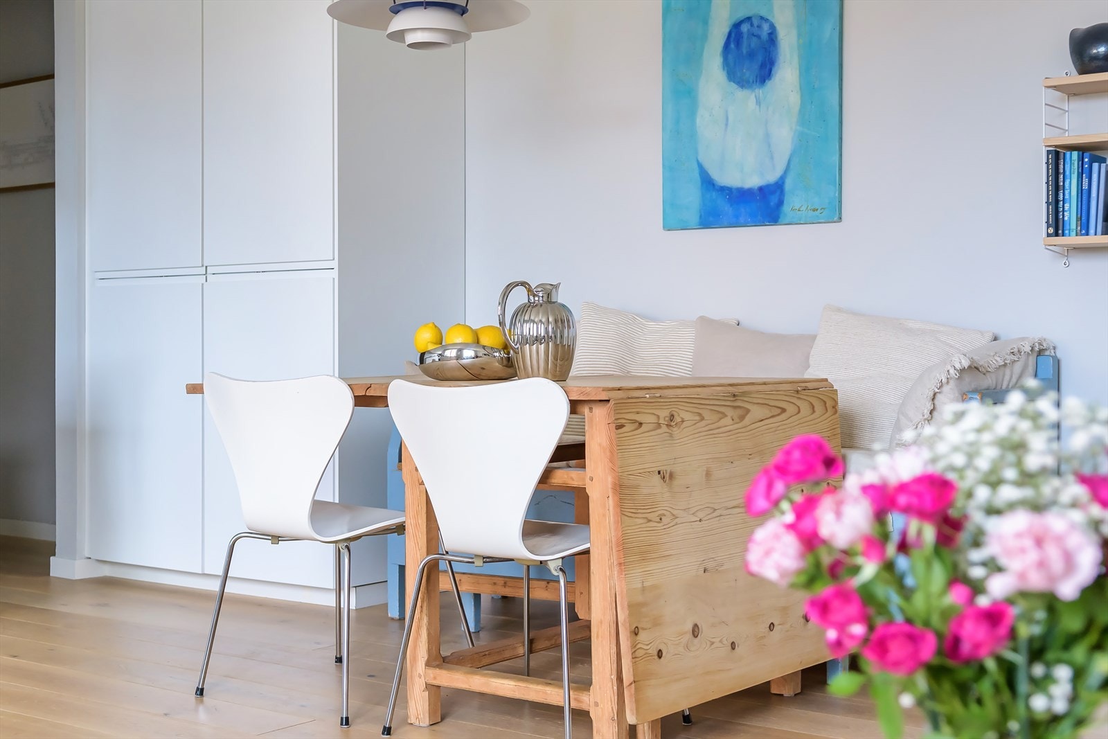 Her er det god plass til å invitere til en hyggelig middag! Galleribilde