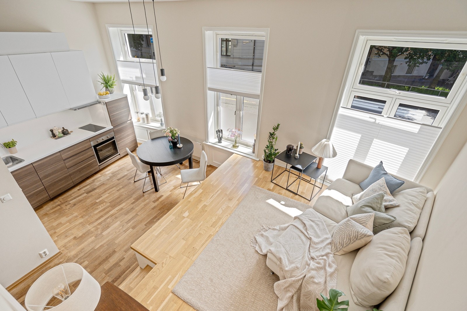 Meget god romfølelse med opptil 3,31 meter takhøyde. Galleribilde