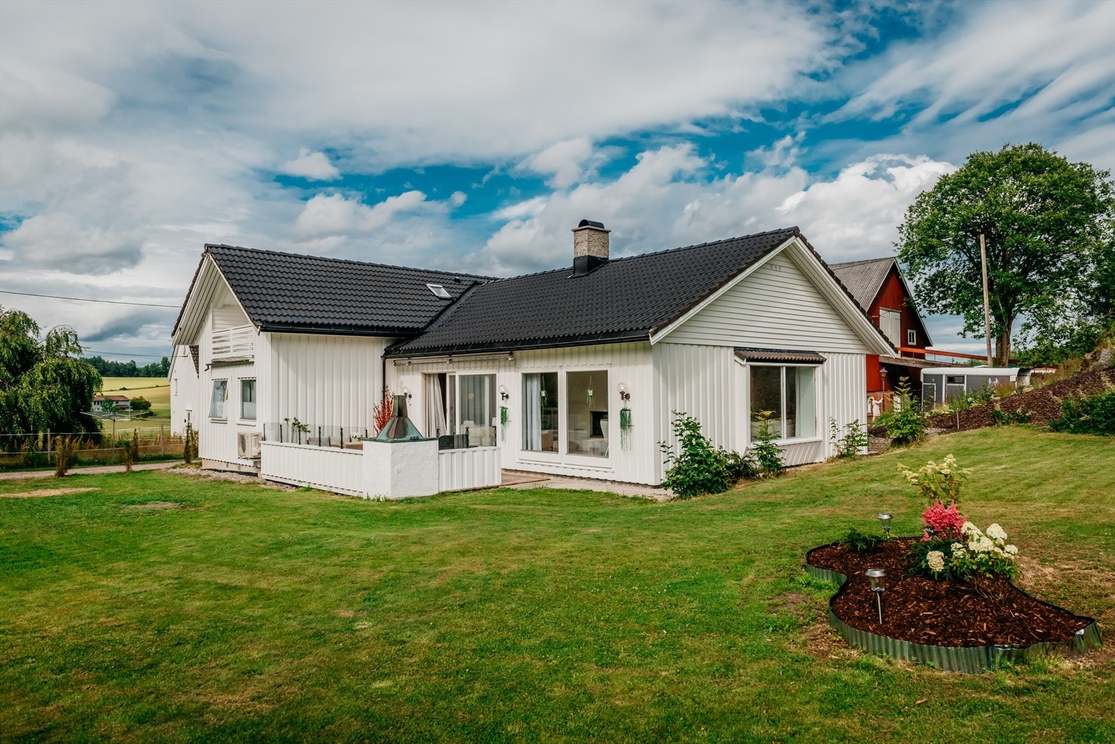 Hovedboligen er oppusset og fremstår meget pen og ivaretatt Galleribilde