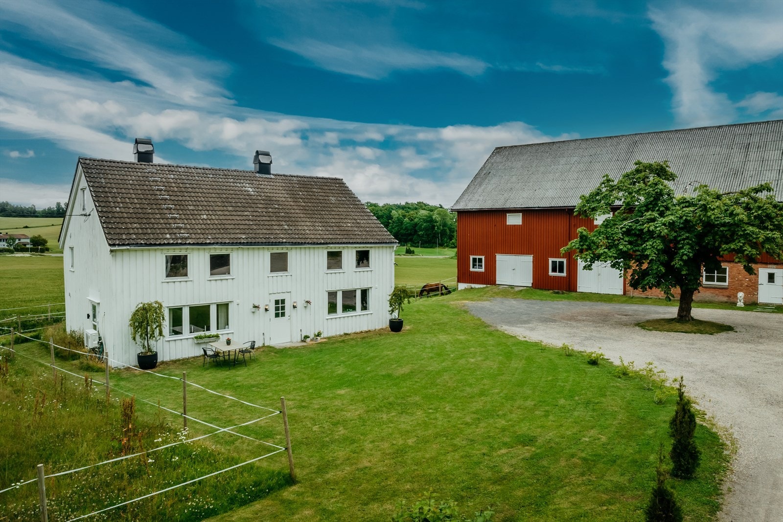 Dette er en bolig som er eldre og trenger en kjærlig hånd etter hvert Galleribilde
