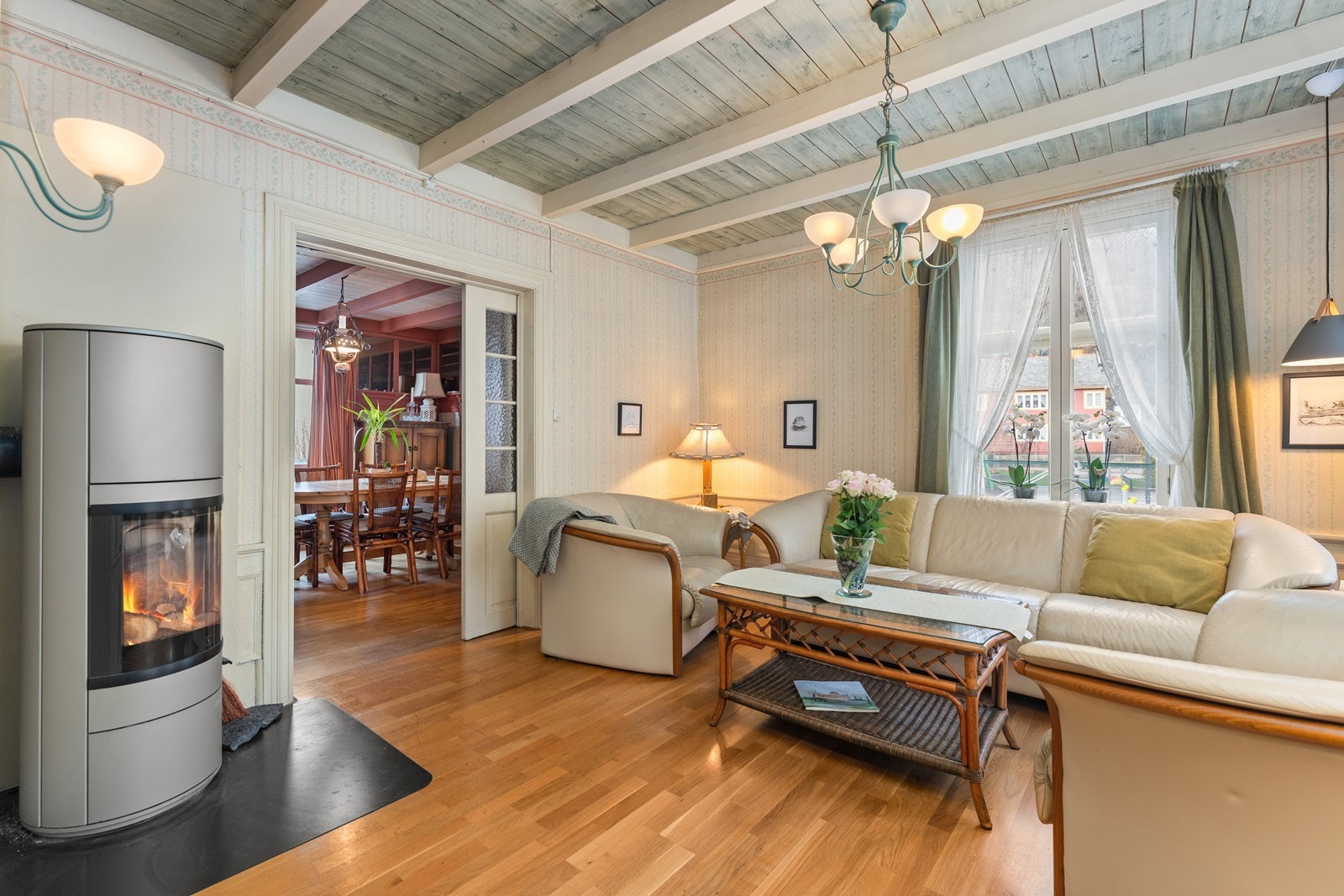 Vedfyring Galleribilde