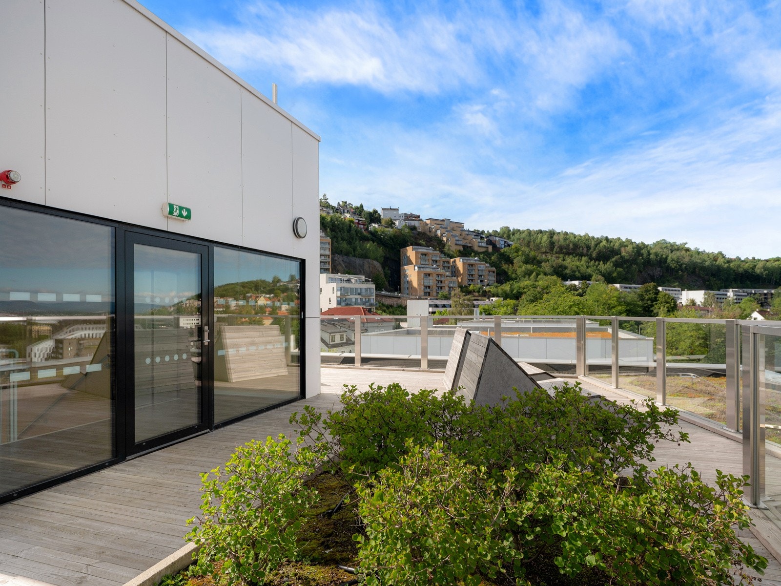 Til glede for beboerne har borettslaget en felles takterrasse! Galleribilde