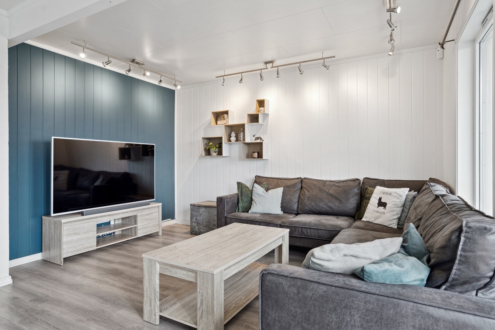 Her får du en praktisk planløsning som gjør leiligheten enkel å møblere. Galleribilde
