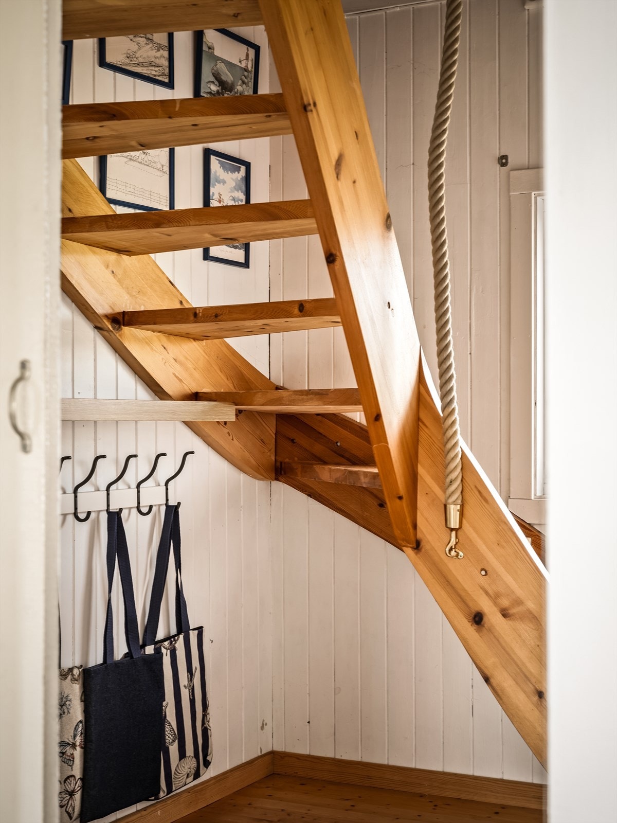 Trapperom i første etasje. Galleribilde