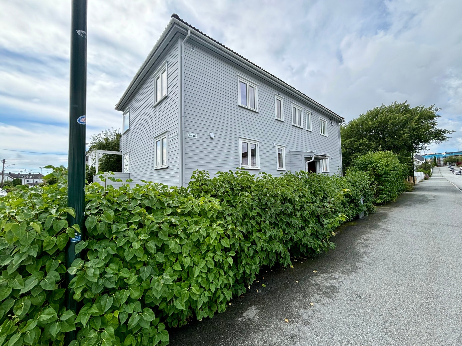 Ønsker du visning? Ta kontakt med megler på "send melding" knappen på finn.no. Galleribilde