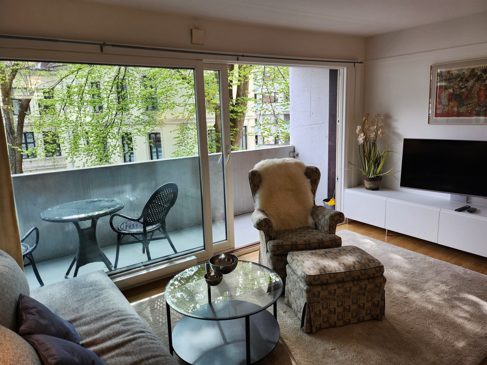 Stue med utgang til balkong Galleribilde