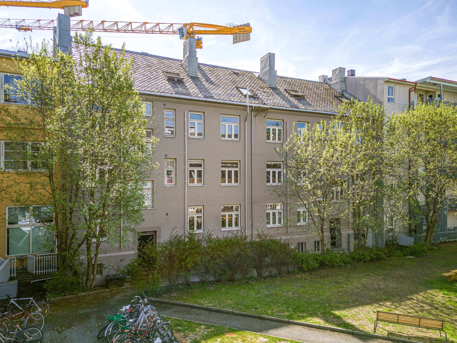 Leiligheten passer utmerket for førstegangskjøpere eller for deg som skal studere i byen med et ønske om å bo for deg selv. Galleribilde