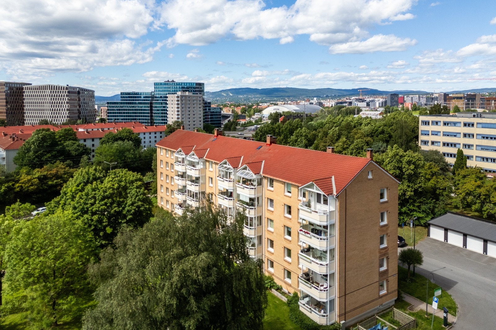 Regnbueveien med Helsfyr Panorama og sentrum i bakgrunn Galleribilde