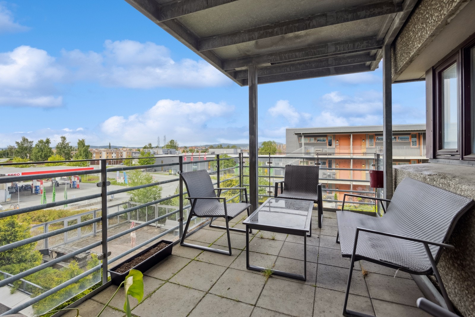 Felles balkong og takterrasse. Galleribilde