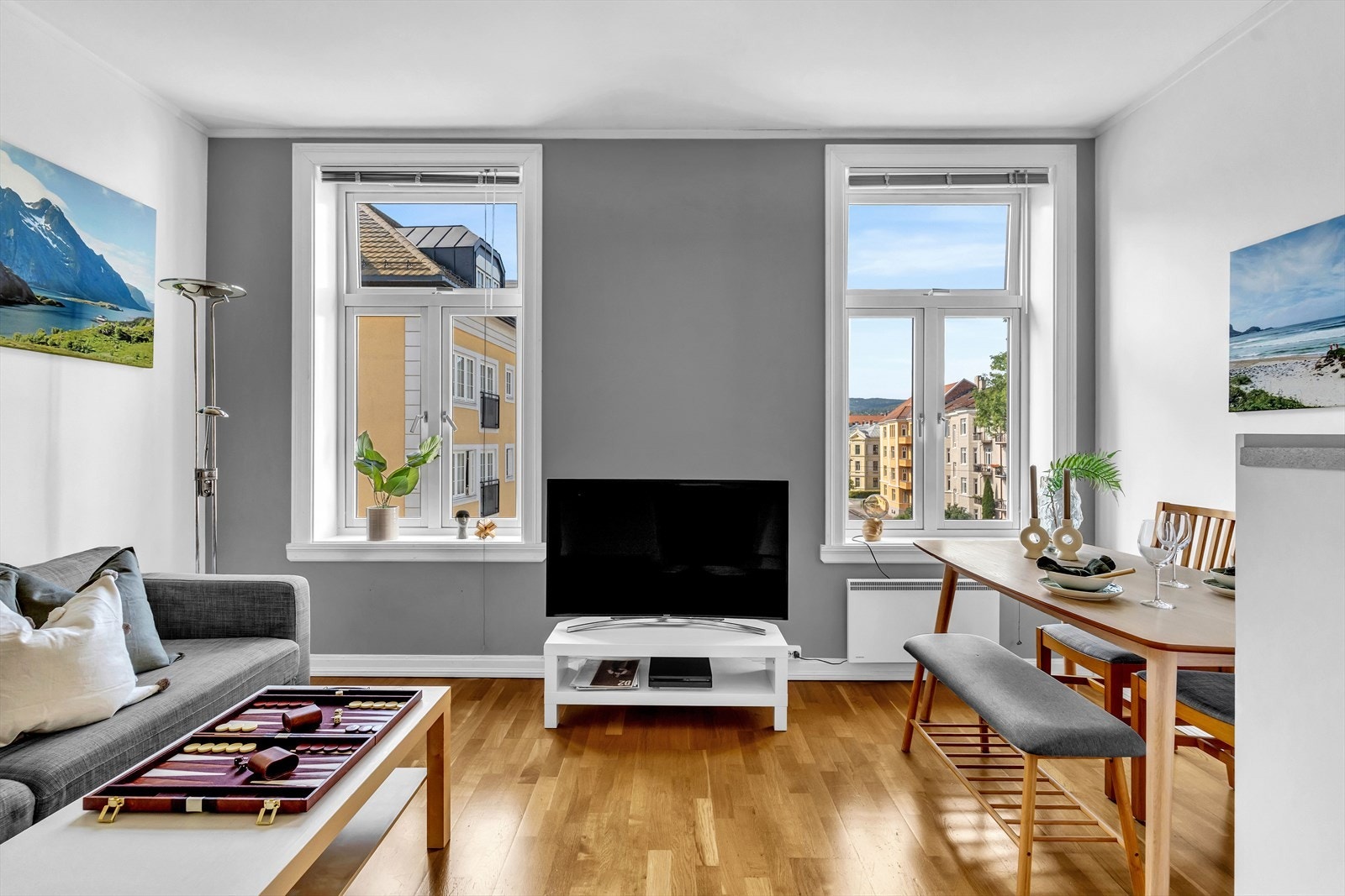 Lys og romslig 2-roms selveier med svært sentral og ettertraktet beliggenhet. Galleribilde