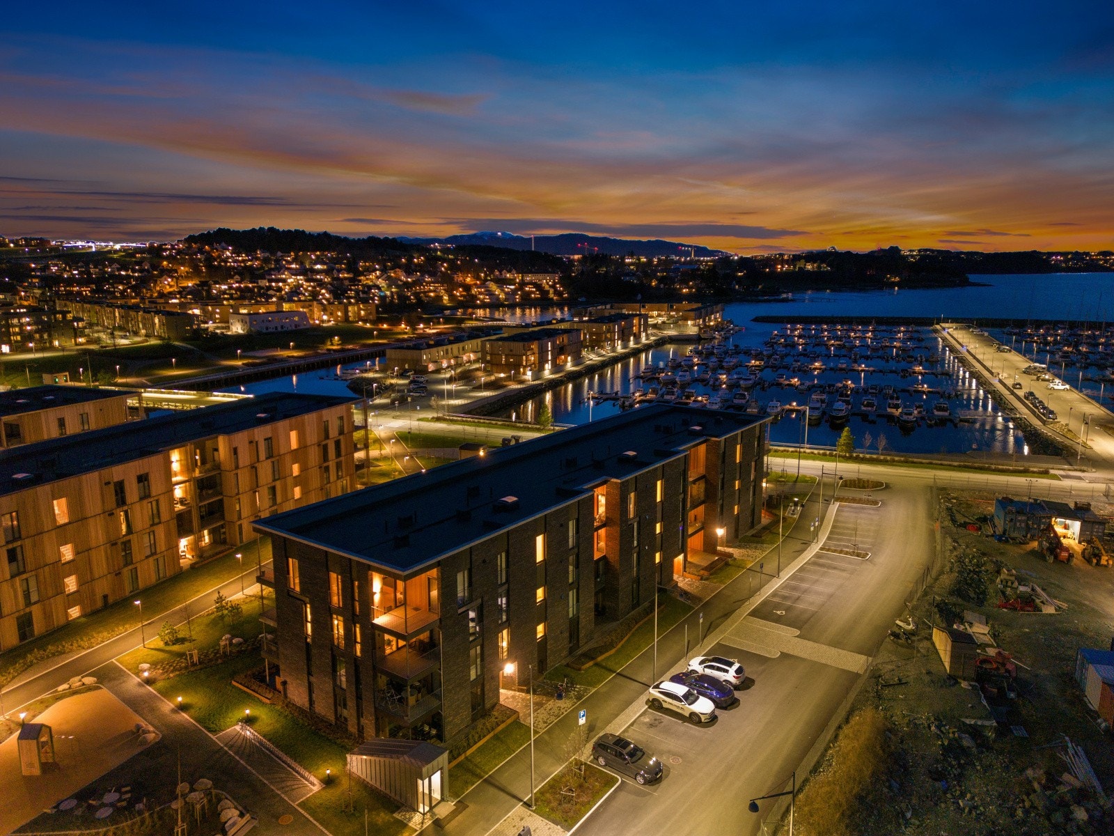 Aktiv Eiendomsmegling v/ Kirsti Næss Olsen har gleden av å presentere Strindfjordvegen 29 C. Galleribilde