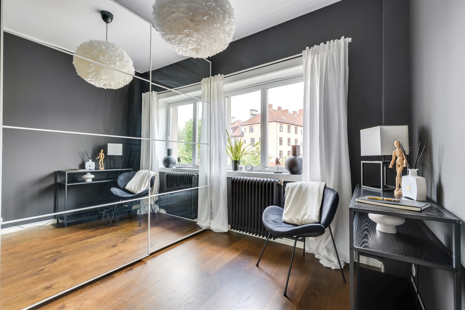 Det andre soverommet passer perfekt som gjesterom, kontor eller barnerom Galleribilde