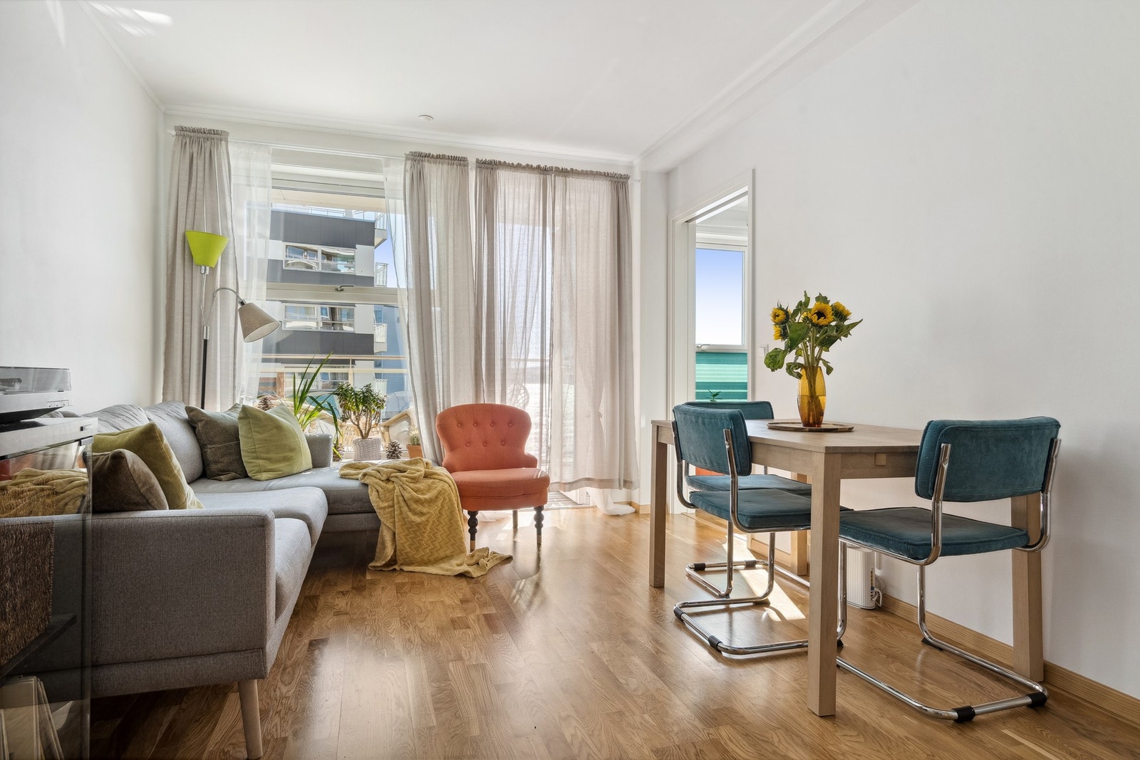 Her får du et moderne og tidsriktig utrykk i hele leiligheten. Galleribilde