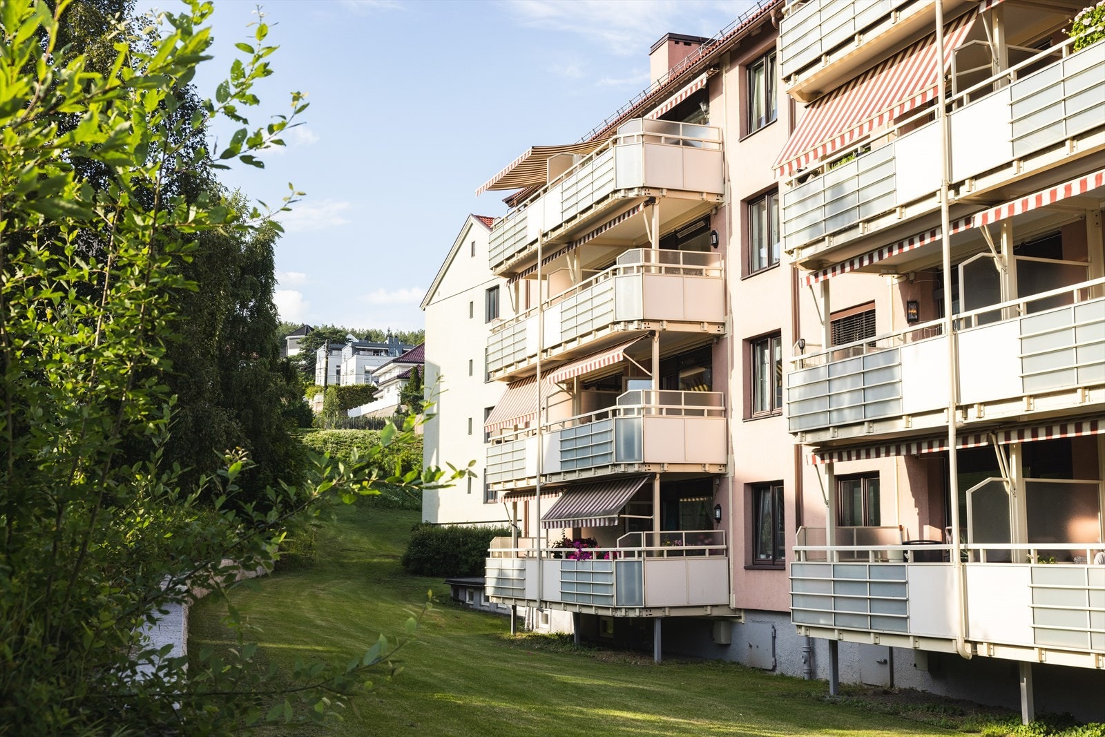 Årvoll Vest borettslag består av 224 boliger. Galleribilde
