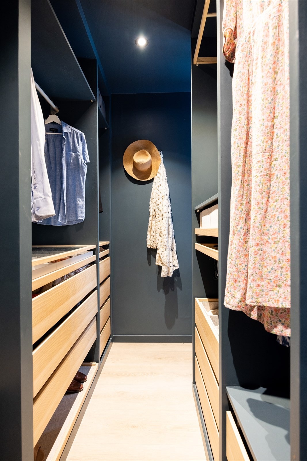 Her er det gode oppbevaringsmuligheter. Galleribilde