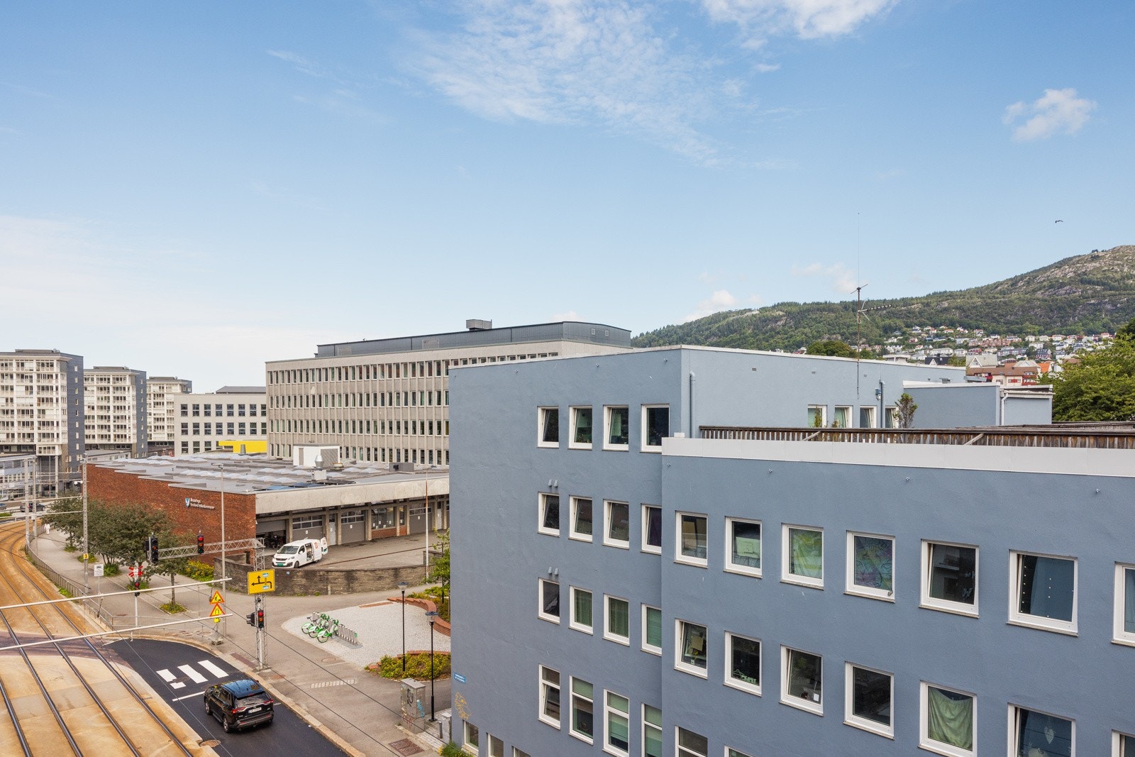 Utsikt fra stuevindu. Galleribilde