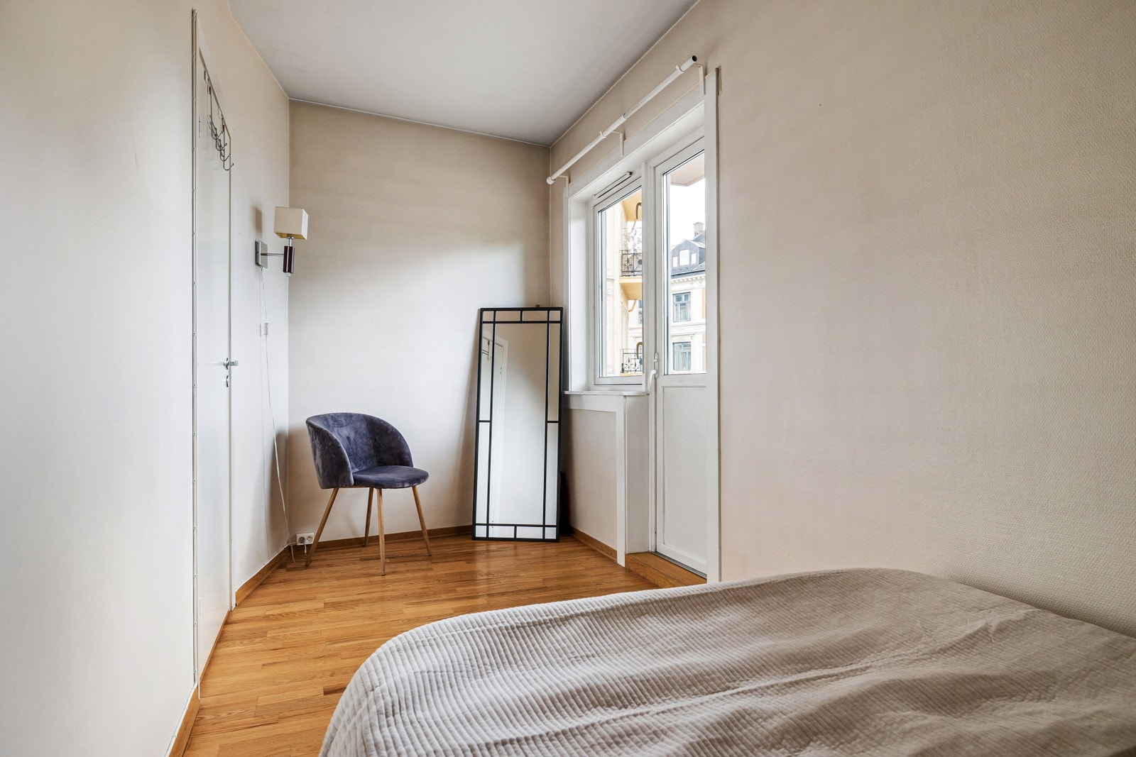 God plass til kommode eller garderobeskap. Galleribilde