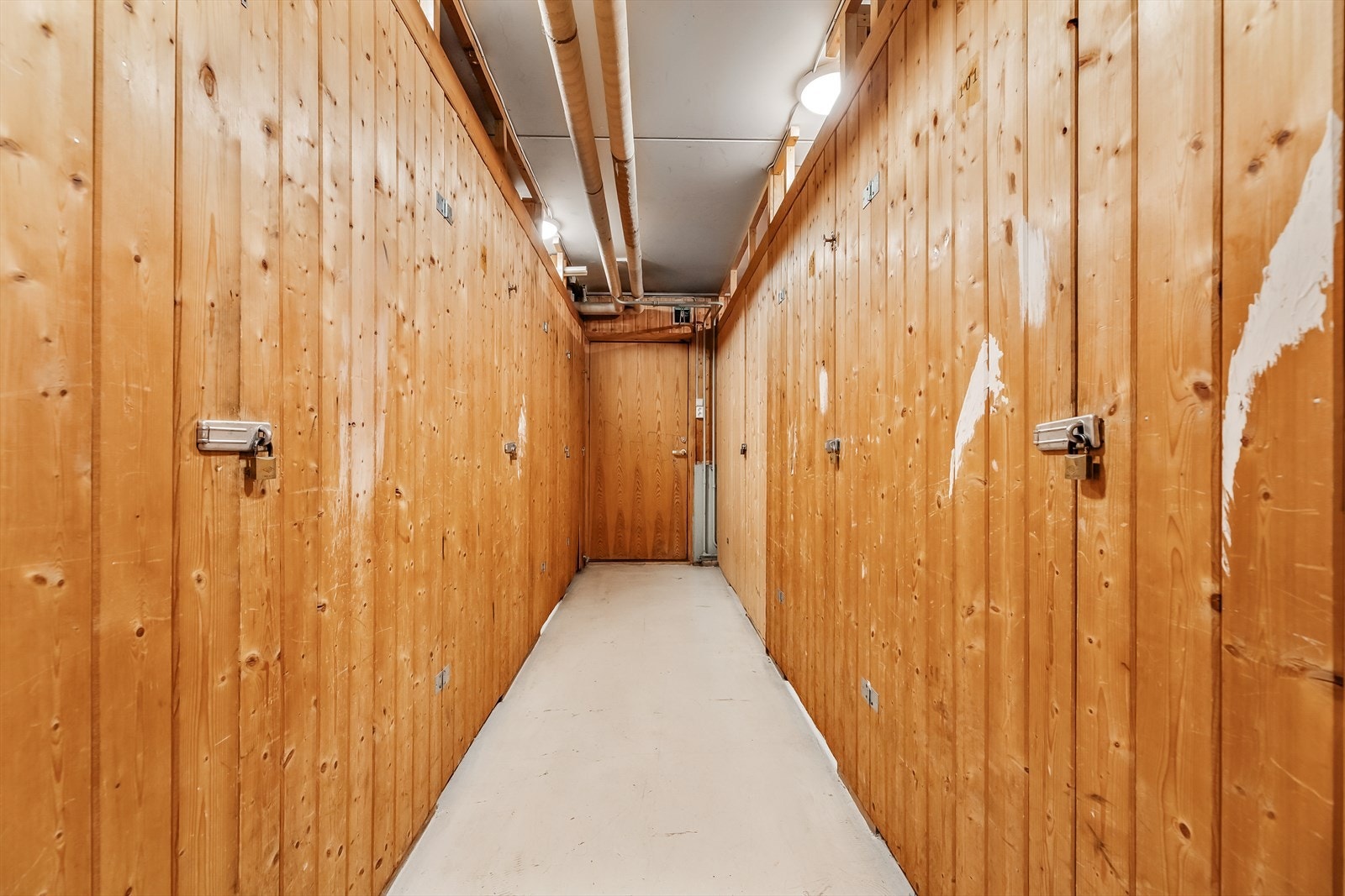 Leiligheten disponerer 2 kjellerboder på til sammen 6 m² Galleribilde